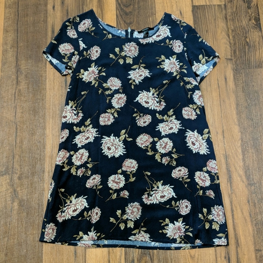Forever 21 shift dress - Navy blue w/ pink flowers
